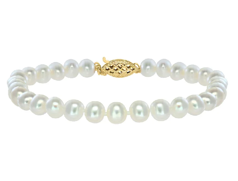 Women’s stackable bracelets-14K Yellow Gold 5-5.5mm Freshwater Pearl Strand Bracelet